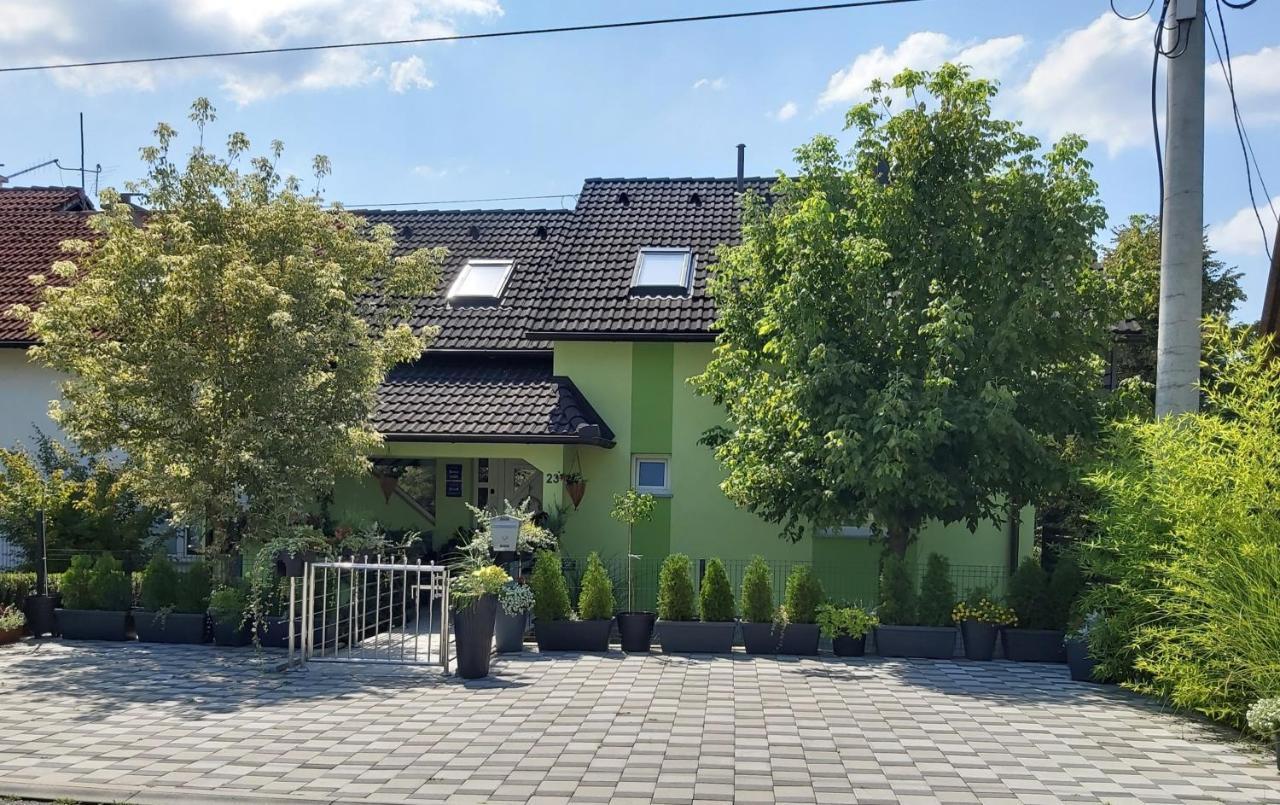 Studio Apartman Grizzly Slunj Exterior photo